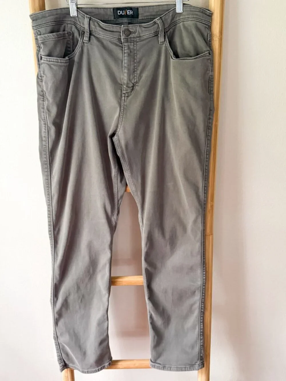 DUER No Sweat Slim Straight Pants Gray 38x32 Stretch Performance Mens